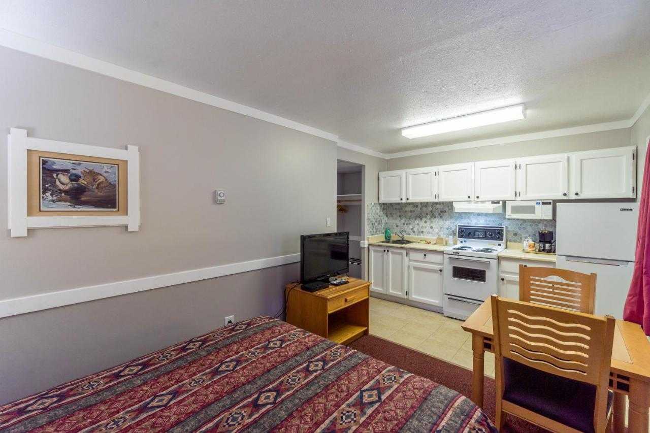 Canada'S Best Value Desert Inn & Suites Cache Creek Ngoại thất bức ảnh