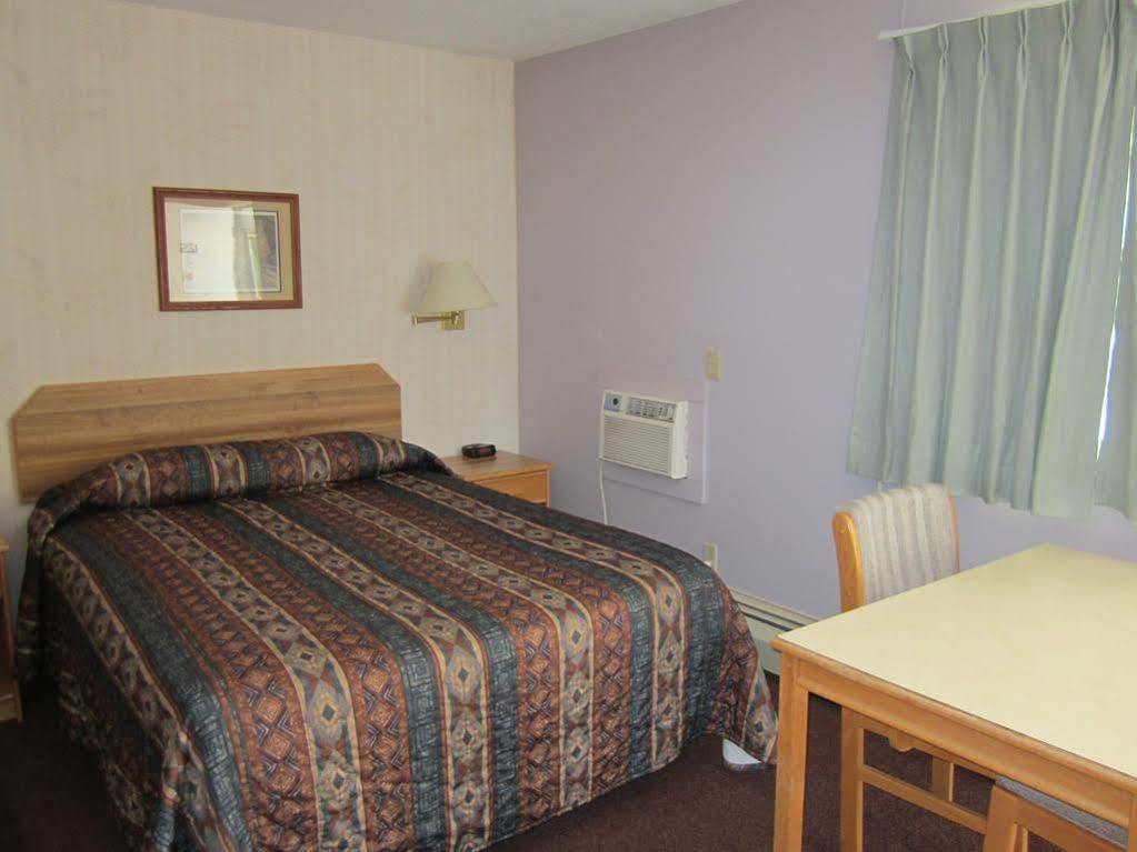 Canada'S Best Value Desert Inn & Suites Cache Creek Ngoại thất bức ảnh